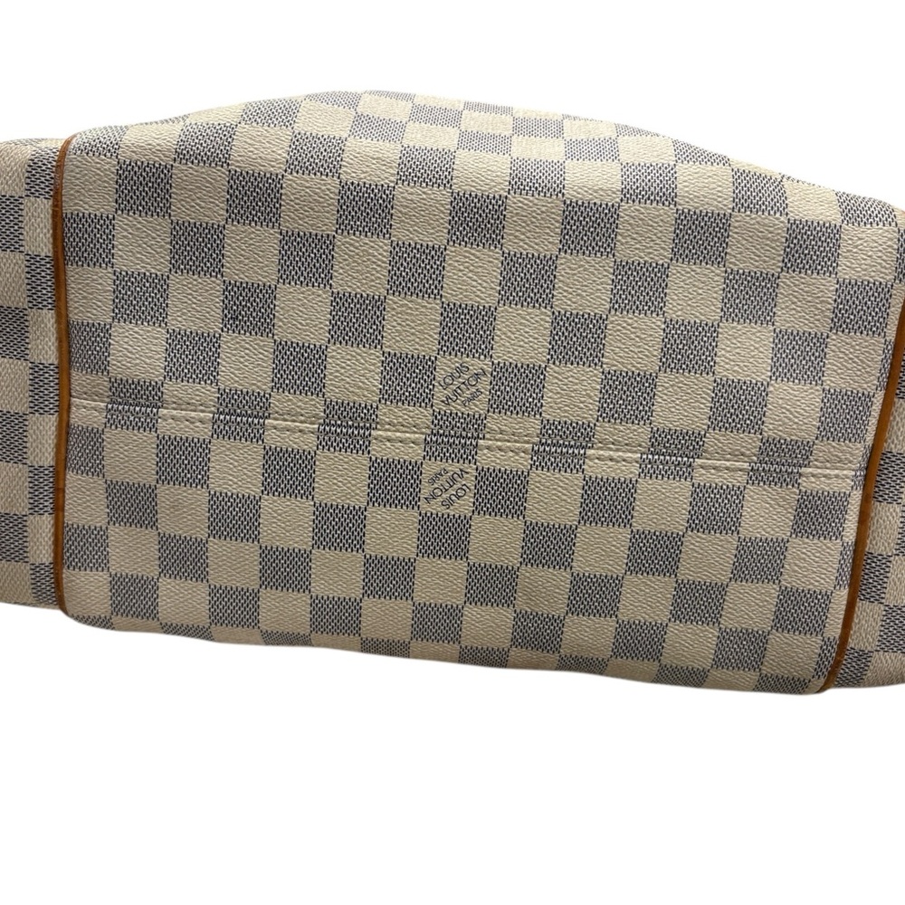 ❌ SOLD! Louis Vuitton Totally MM with COA. - Picture 11 of 15